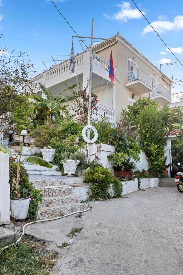 Hotel Unforgettable Return To Timeless Spetses Exterior foto